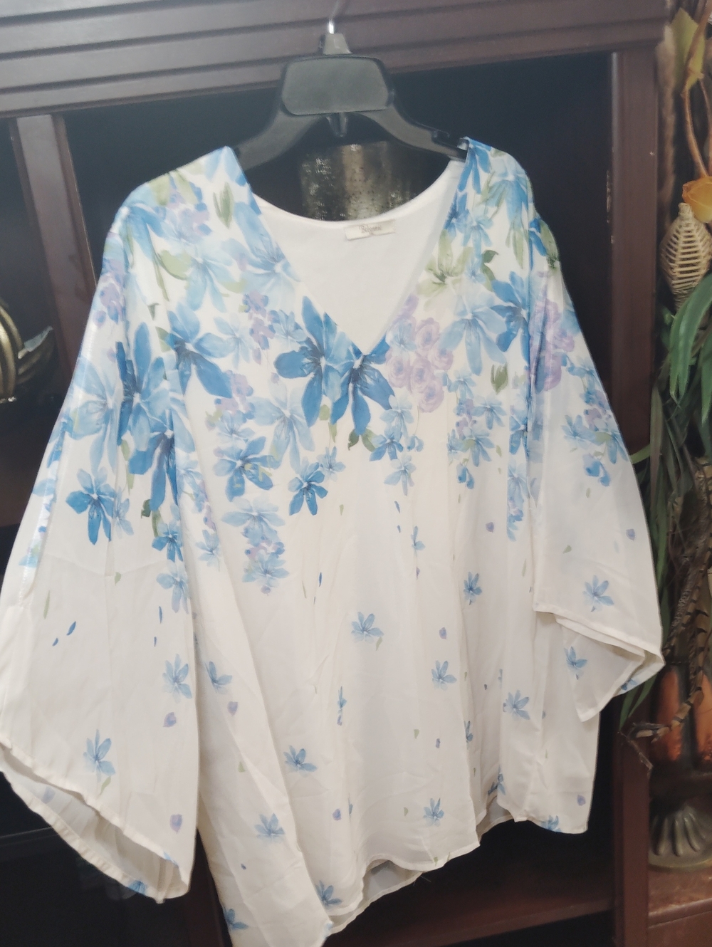 Women's V-Neck Floral Tunic - Blue/White